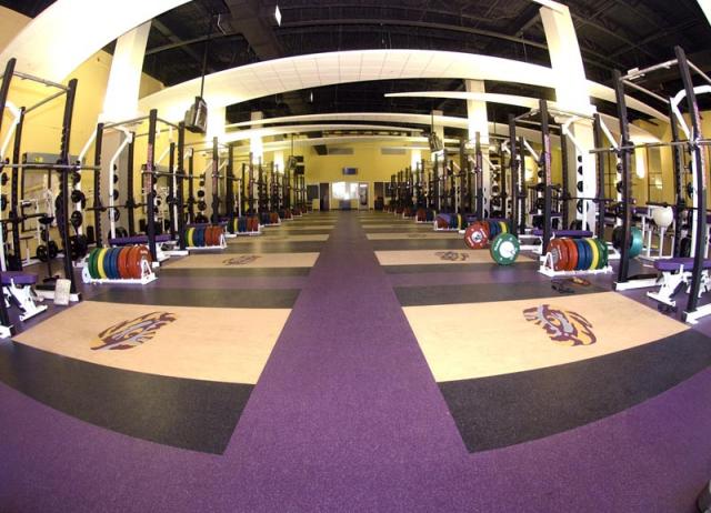 lsu-weight-room